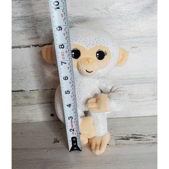 Fingerlings Plush Monkey White w/ Silver Glitter Poseable Limbs 9" Stuffed Toy - Picture 8 of 8